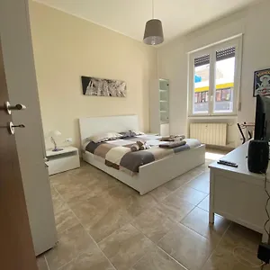 https://alessandros-mansion.it-lombardy.com